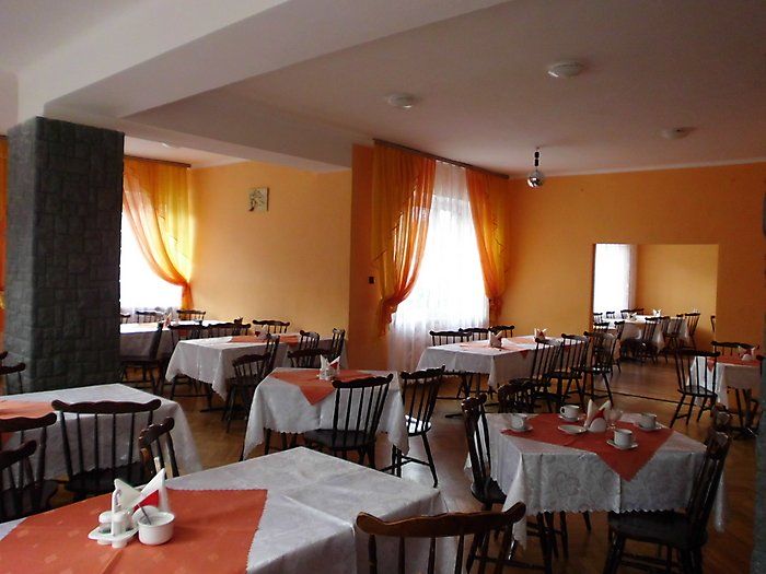 Sala restauracyjna ośrodek Mimoza w Muszynie Mimoza